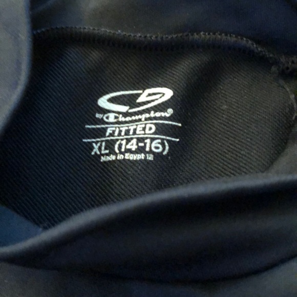 Champion child’s compression shirt - Picture 2 of 4